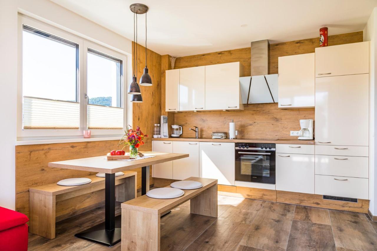 Motzenhof - Stadtnaehe Salzburg - Modernes Bauernhoferlebnis Inklusive Adnet